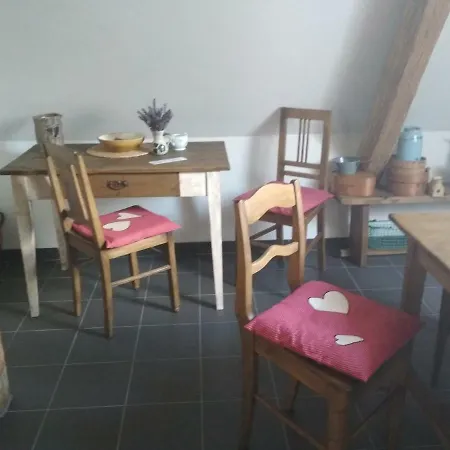 Domaci Ubytovani Kutna Hora Kank Country house *